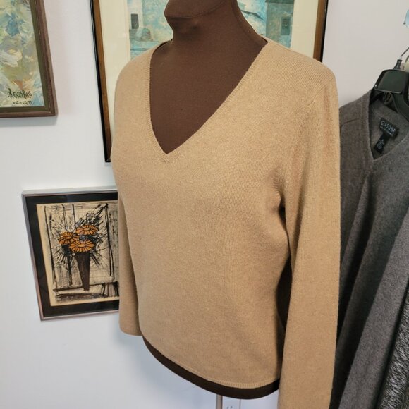 Grace Cashmere Camel V-neck Sweater Size L - Picture 3 of 5